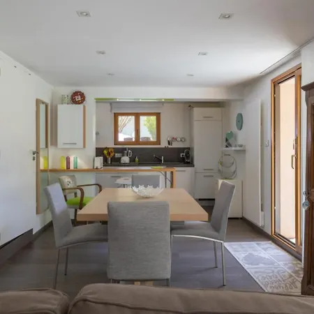 La Tour 74 Appartement *